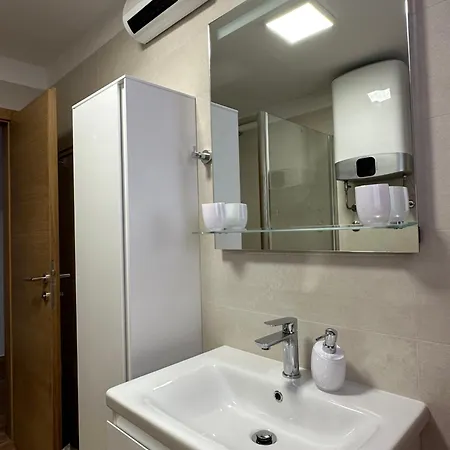 Lux In Downtown Πούλα