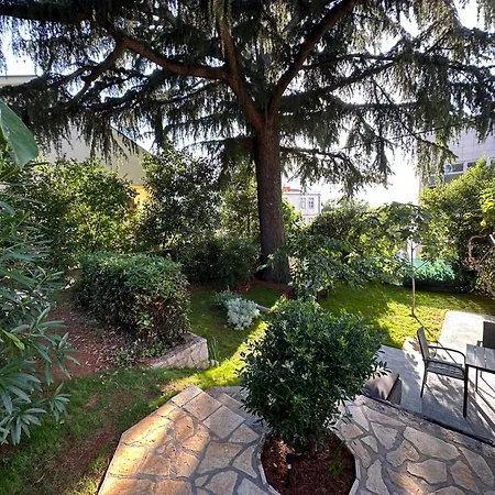 Lux In Downtown * بولا