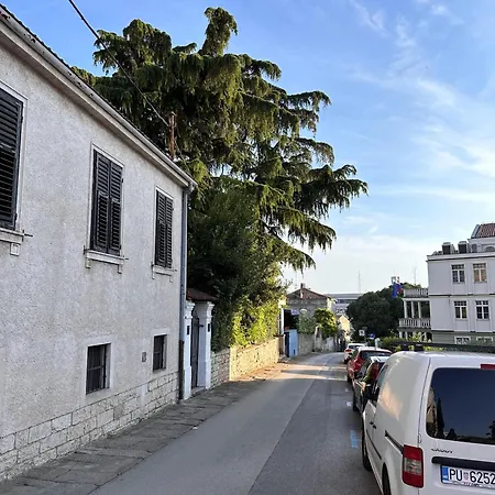 Διαμέρισμα Lux In Downtown *